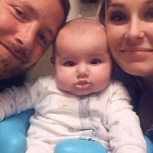 Meet your Posher, Thomas an alaina